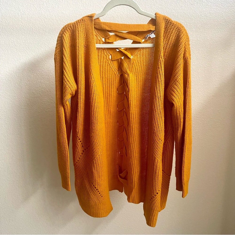 Moral Finer Orange Tangerine Braided Back Cárdigan